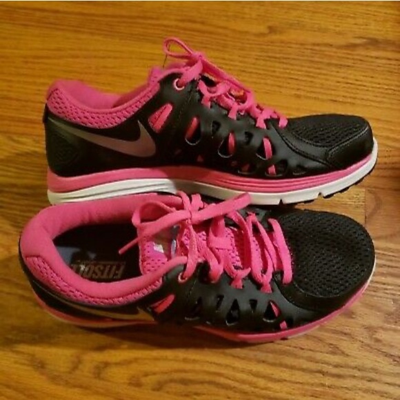 NIKE Dual Fusion Run 2 Sneakers - Picture 9 of 10